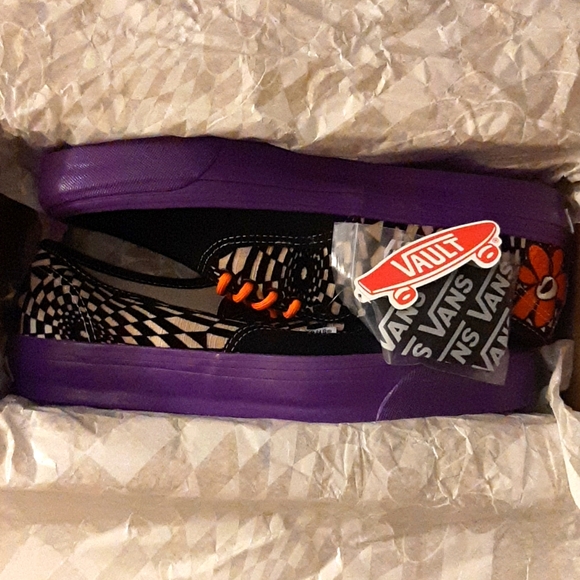 Vault by Vans X PAM Heliotrope OG Authentic *NWT* - Picture 6 of 13